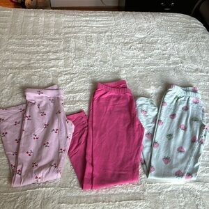 3 pair of leggings